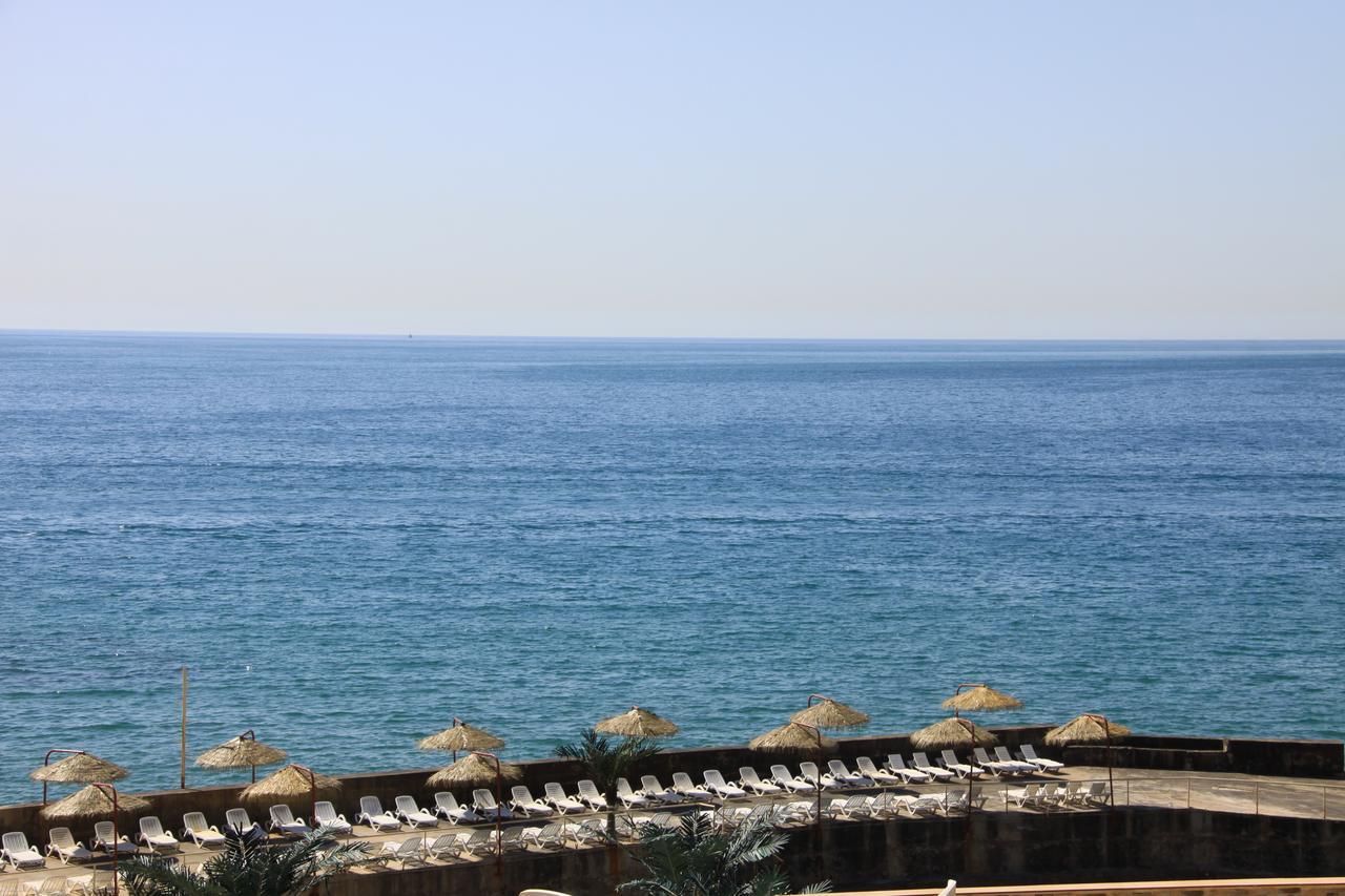 فندق لمدينه جونية المظهر الخارجي الصورة