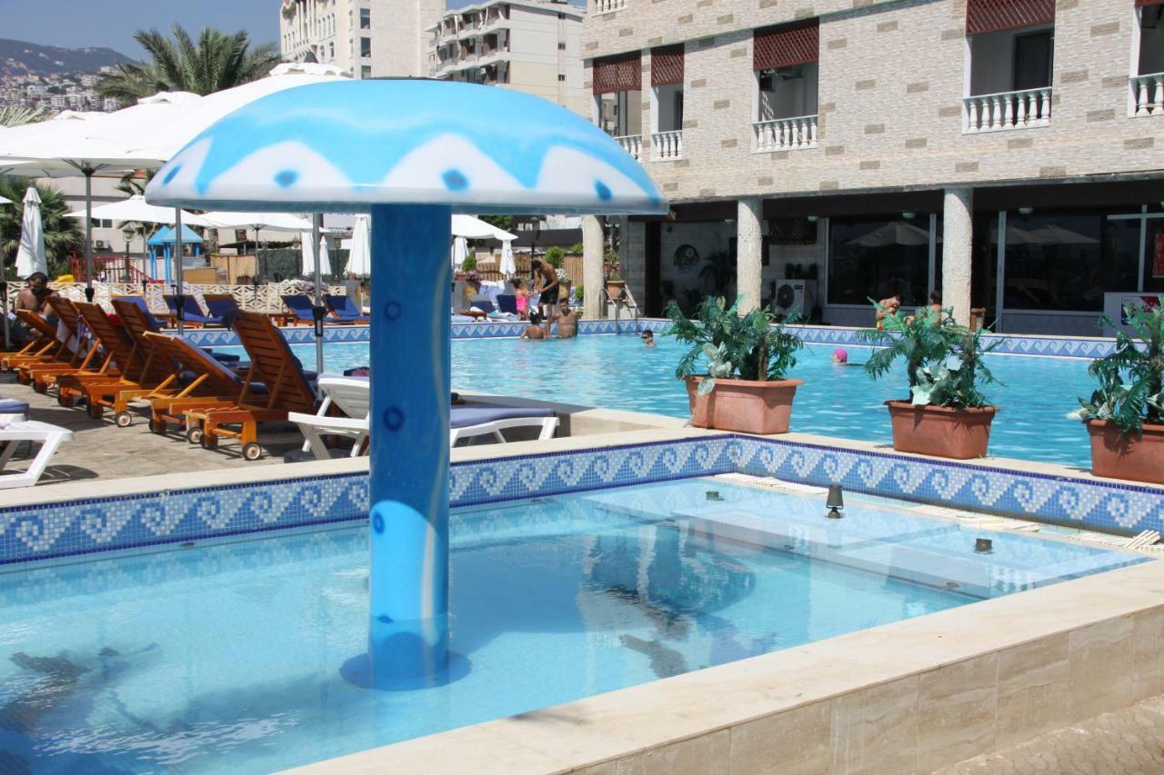 فندق لمدينه جونية المظهر الخارجي الصورة